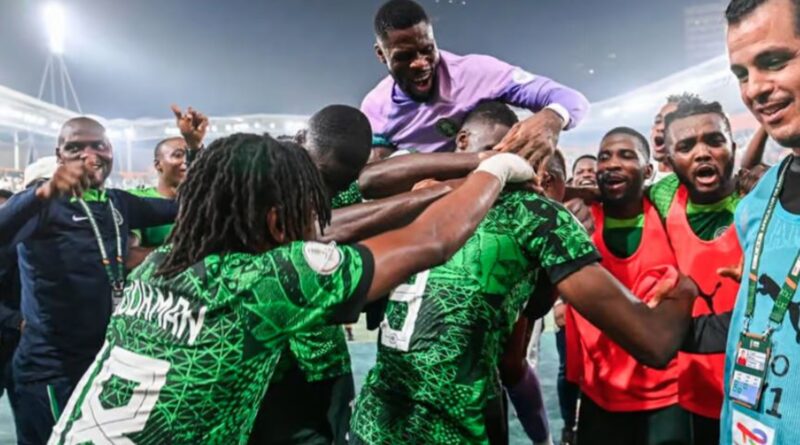 SUPER EAGLES