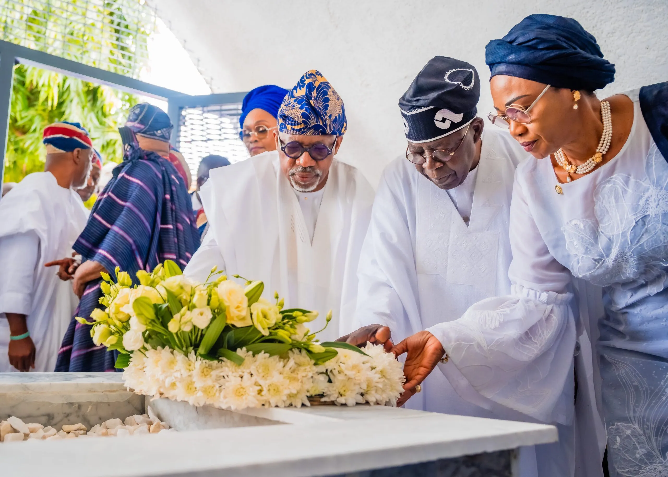 Tinubu Pays Tribute to Late Awujale, Oba Adetona, in Ijebu Ode