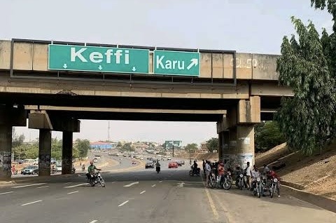 FG Shuts Down Damaged Keffi Flyover Carriageway Over Safety Concerns