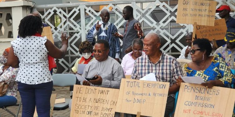 Nigerian Pensioners Protest 35 Months of Unpaid Pensions, Demand Federal Government Action