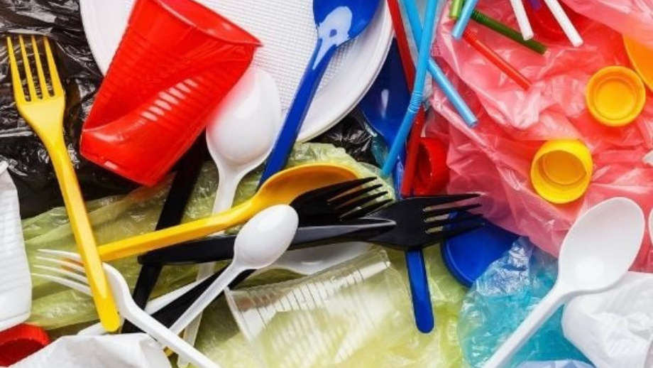 FG Inaugurates Committee to Enforce Ban on Single-Use Plastics