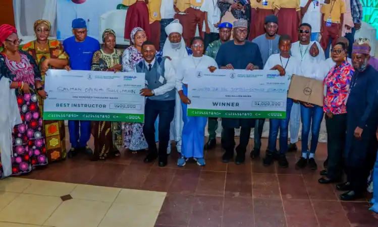Gov AbdulRazaq Celebrates Young Tech Talents, Rewards Winners at Kwara Futures Exhibition 2025