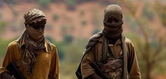 Suspected Lakurawa Terrorists Kill Three Immigration Officers at Nigeria–Benin Border Post in Kebbi