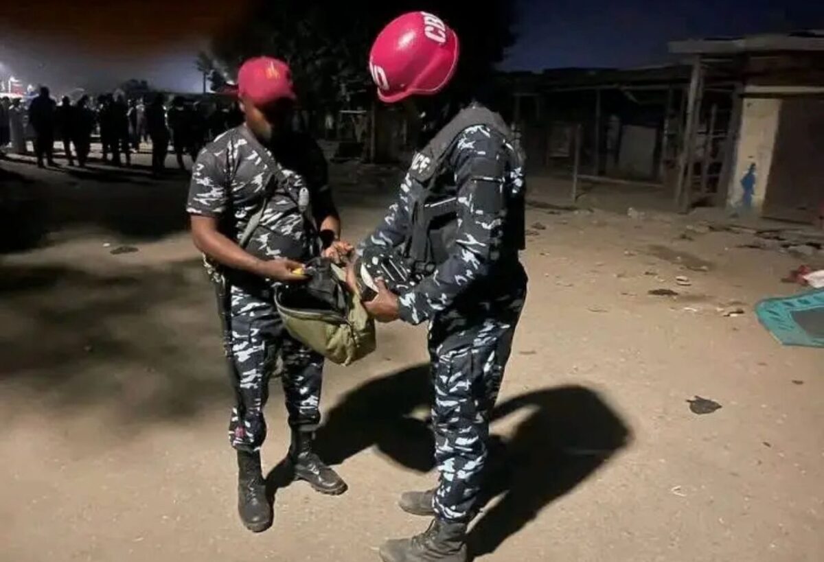 Suspected IED Kills Five Soldiers