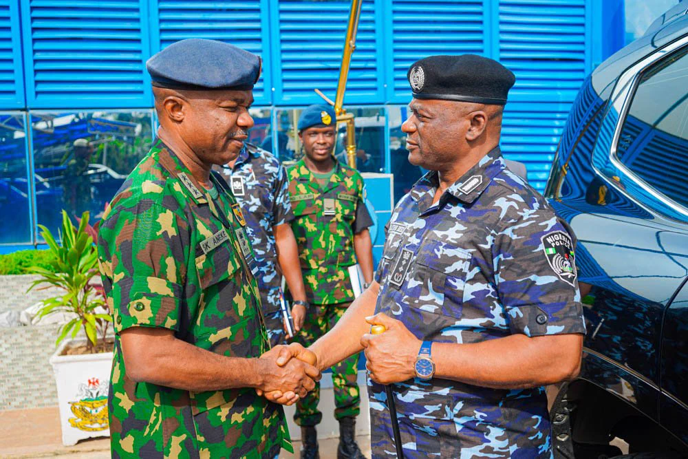 IGP Disu Pays Condolence Visit To CAS Over NAF 931 Crash