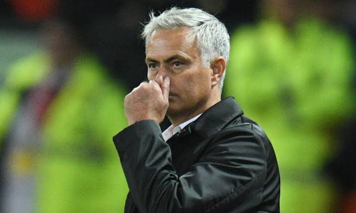 MOURINHO WINS EL CLASICO