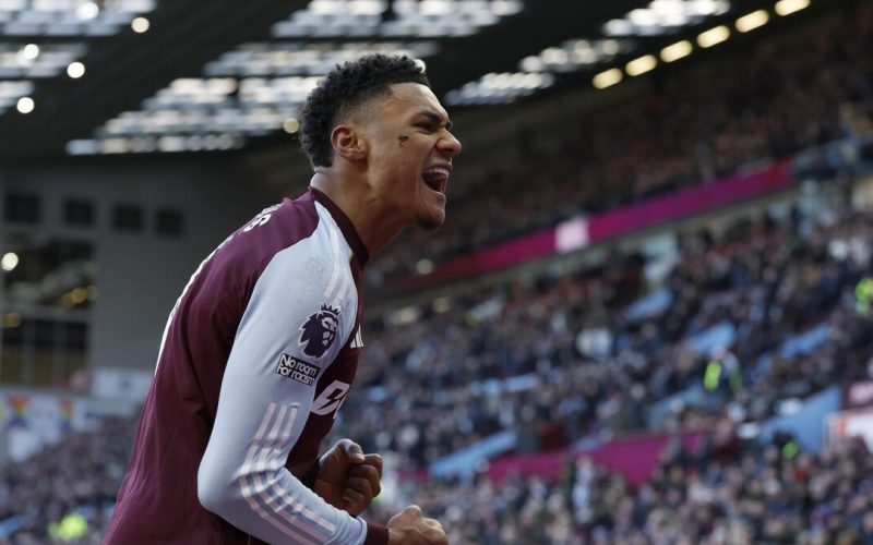 Watkins Scores on 250th Appearance