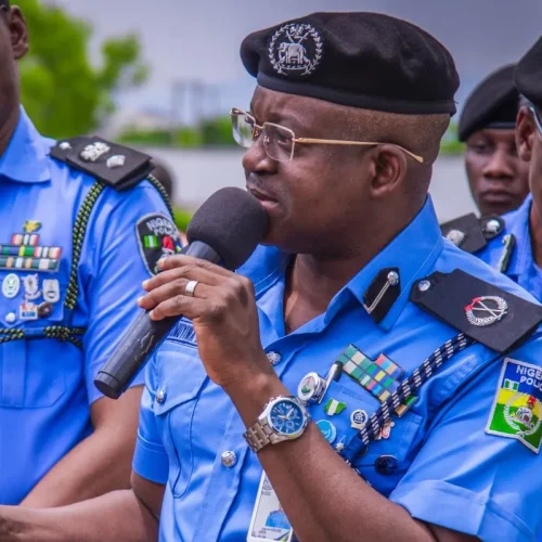 NIGER SECURITY: 17 kidnapped victims rescued in Kaduna, handed over to Niger State Government.