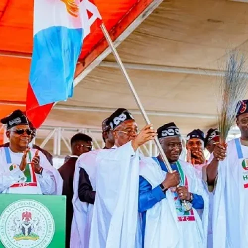 Fintiri Joins APC Amid Reception