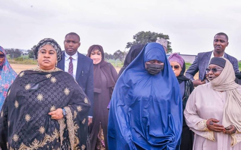 Buhari’s Family Returns to Kaduna 12 Days After Burial in Daura