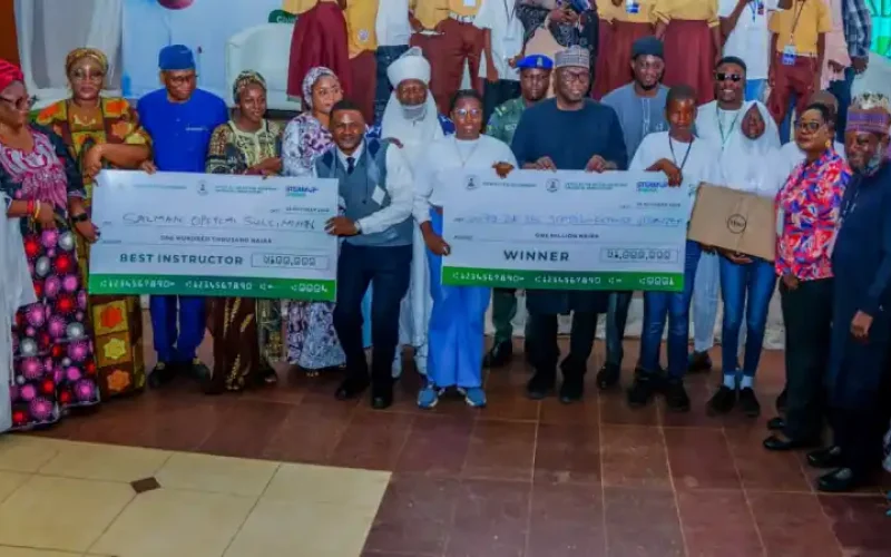 Gov AbdulRazaq Celebrates Young Tech Talents, Rewards Winners at Kwara Futures Exhibition 2025