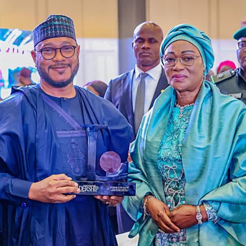 LEADERSHIP Governor of the Year Award