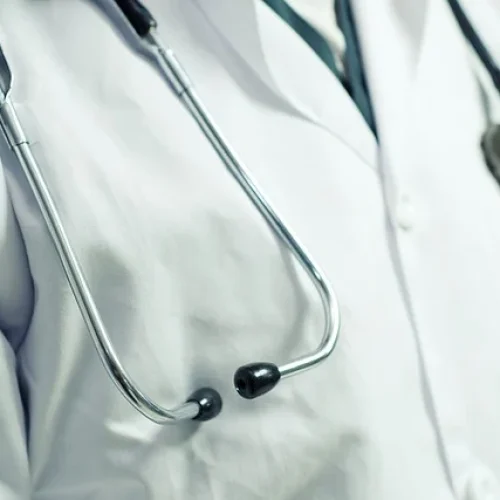 FCT Resident Doctors Threaten Warning Strike, Demand Urgent Reforms